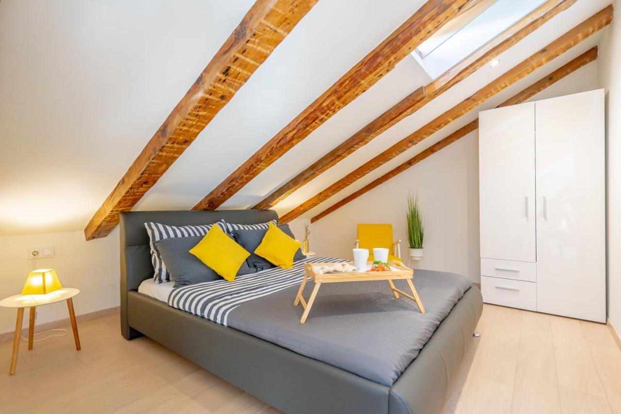 Fran Center Apartments 普拉 外观 照片